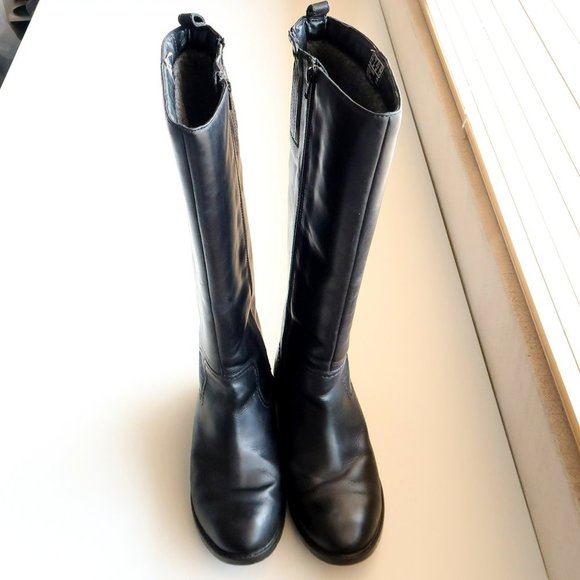 Clarks Black Leather Low Block Heel Round Toe Tall Riding Boots Size 7 - Picture 4 of 14